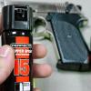 Pfefferspray ist zur Tierabwehr erlaubt, für Schreckschuss-, Reizstoff- und Signalwaffen braucht man den kleinen Waffenschein.