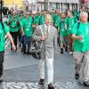 In vom Altherrenverband der Schülerverbindung Casimiriana gestifteten Jubiläums-T-Shirts, marschierten über 70 Wanderer in Coburg ein. In vom Altherrenverband der Schülerverbindung Casimiriana gestifteten Jubiläums-T-Shirts, marschierten über 70 Wanderer in Coburg ein.