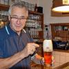 Das Lutherbier ist ein süffiges Braunbier, mit 4,6 Prozent Alkoholgehalt. Gebraut wird es in der Privatbrauerei Lang in Waltershausen. Im Bräustüble wird es vom Fass ausgeschenkt. Braumeister Werner Lang sagt, es schmeck nach mehr.