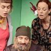 „Auf ein Neues“ im Theater Chambinzky: (von links) Leonie Flöttmann, Michael Wagner und Anne Hannsen.