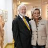 Stolze Galerie-Besitzer: Ruth-Maria und Bernd Josef Weber in ihrer Volkacher Galerie „mari jo“ – der Name setzt sich aus den Anfangsbuchstaben der Vornamen zusammen.