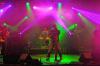(biw)   Mit etwa 700 Besuchern beim Rockfestival im Wombacher Vereinsheim knüpften die drei Bands „Billy got a Gun“, „Shock Out“ und „Sling Shot“ an den Erfolg der Erstauflage im Vorjahr an. „Bis auf einige Schwierigkeiten mit dem Sound ist wieder alles prima gelaufen“, äußerte sich Michael Kunkel, Sänger und Gitarrist von Sling Shot, zufrieden. „Die Leute waren happy und bei der Organisation hat auch alles gepasst. Es war wie bei einem Beat-Abend von früher, nur ohne Stress,“ schmunzelt Kunkel und spielt auf die zuweilen auftretenden Handgreiflichkeiten auf Veranstaltungen dieser Art an. Bei bester Stimmung rockten die drei Bands jeweils etwa 90 Minuten lang das bunt gemischte Publikum im Wombacher Vereinsheim.