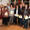 Ehrenamtliche von der DLRG, vom Maltester Hilfsdienst, dem Roten Kreuz, aber auch aus Sportvereinen und den Kirchen bekamen am Donnerstag die Goldene Ehrenamtskarte. Ehrenamtliche von der DLRG, vom Maltester Hilfsdienst, dem Roten Kreuz, aber auch aus Sportvereinen und den Kirchen bekamen am Donnerstag die Goldene Ehrenamtskarte.