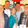 (is)   Sehr gut besucht war die Jahresversammlung der Eigenheimer im Sportheim. Aktuell hat der Verein 146 Mitglieder. Rückblickend gab es eine Fotoschau über Veranstaltungen des vergangenen Jahres. Die bewährten Aktivitäten wie Vliesverkauf, Osterbrunnenschmücken, Frühjahrswanderung oder Dorfweihnacht werden auch heuer wieder durchgeführt. Wichtigstes Ereignis 2017 ist das 50-jährige Vereinsbestehen, das am 17. Juni im Sportheim gefeiert wird. Landesvorstandsmitglied Georg Grembler nahm die Ehrung verdienter Eigenheimer vor. Für 25-jährige Vereinstreue wurden Helmut Zeitvogel, Hartmut Köhler, Bernhard Eckert und Johannes Schneider ausgezeichnet. 40 Jahre dabei sind Winfried Greb, Alfred Köhler, Helga Dellinger, Edeltraut Fähr, Elvira Schneider, Elfriede Schubert und Heinrich Huppmann. Unser Foto zeigt (von links) Georg Grembler, Albin Schneider, Bernhard Eckert, Elfriede Schubert, Johannes Schneider, Heinrich Huppmann, Helmut Zeitvogel und Wolfgang Eller.