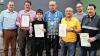 Der Vorsitzende des Schwarzacher Sportangelvereins Walter Link (links) zeichnete (von links) Günter Schellhorn (Ehrenmitglied), Marvin Götz (Vereinsmeister Jugend), Bernhard Vollhals (Anglerkönig), Claudius Feidel (Sieger Jahreseröffnungsangeln), Florian Wandelt (Vereinsmeister) und Heinrich Kuhn (25 Jahre Mitglied) aus.