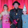 Das neue Prinzenpaar der Aschfelder Karnevals-Gesellschaft (AKG): Prinz Markus I. und Prinzessin Katja I. mit ihren beiden „Bodyguards“ Phil (links) und Jim (rechts)
