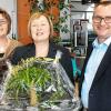 In den Ruhestand verabschiedet wurde Marianne Stenger (Mitte) von der stellvertretenden Schulleiterin Gabriele Marshaus und Schulleiter Peter Erdmann.