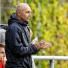 Kickers-Reserve-Trainer Claudiu Bozesan beim Spiel gegen den FC Amberg im Oktober 2016.