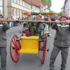 Jede Menge historischer Lösch-„Fahrzeuge“ gab es beim Festzug zum Jubiläumsfest der Eberner Feuerwehr zu sehen. Jede Menge historischer Lösch-„Fahrzeuge“ gab es beim Festzug zum Jubiläumsfest der Eberner Feuerwehr zu sehen.