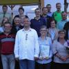 Zahlreiche treue Mitglieder des SV/DJK Sommerach wurden in der Mitgliederversammlung des Sportvereins vom wiedergewählten Vorsitzenden Jörg Steffen (vorne, Dritter von links) für 40- und 50-jährige Vereinszugehörigkeit geehrt.