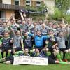 Der SV Burgwallbach/Leutershausen II ist Meister der B-Klasse Rhön 4: Cornelius Kirchner (hinten von links), Thomas Fleckenstein, Klaus Dömling mit Sohn Lenny (davor), Oliver Back, Jannis Vöth, Jakob Kirmse, Benedikt Floth, André Schäfer, Florian Balling, Angelo Rossi, Mario Mölter, Leon Link, Maximilian Kindlein, Marcel Freund, Marcel Mölter, Steffen Krisch, Jens Reinhardt und Jürgen Tripp (vorne von links), David Link, Hannes Schmitt, Kevin Freund, Matthias Dietz, Julian Ziegler, Daniel Freund, Marcel Vetters, Frank Fleckenstein sowie Stephan Mölter (liegend von links) und Dominik Full. Es fehlt: Trainer Michael Treibel.