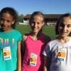 Souverän gewannen (von links) Julie Denkey, Nelly Oswald und Ylva Fiedler die U14-Staffel.