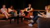 Beim Literaturtag am Marktheidenfelder Gymnasium konfrontierten (von links) Annika Schreck, Clara Schwab, Melina Bohn und Lea Kasamas die Autorin Isabelle Lehn mit ihrem Lob und ihrer Kritik.