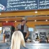Pommes de Luxe: Im Genuss-Bus gab's in Giebelstadt die Kartoffelstäbchen wahlweise mit BBQ und Rauchchili, Rosmarin und Limette oder Hanf und Macadamia.