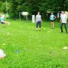 Beim Völkerball am Machtilshäuser Sportplatz geht es lebhaft zu. Wenn das Wetter passt, wird voraussichtlich am Sonntag gespielt.