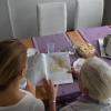 Franziska (25) und Elisabeth (82) leben in einer Wohngemeinschaft.