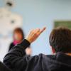 Wie heißt die Bundeskanzlerin und der Bundespräsident? Diese Frage konnte ein 16-jähriger Auszubildender zum Erstaunen seines Ausbilders nicht beantworten.