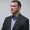 Dunkler Anzug, dunkle Augenringe, sichtlich nervös: Linus Förster gestern vor dem Augsburger Landgericht.