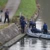 Gut 30 Jahre nach einer Mordserie sind in Belgien mögliche neue Hinweise aufgetaucht. In dem Kanal Brüssel-Charleroi wurden zwei Kisten mit Waffen und Munition entdeckt.