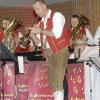 Immer wieder Szenenapplaus gab es beim „Böhmischen Herbst" in der Sporthalle des SV Eußenheim, wo auch die Eußenheimer Musikanten unter der Leitung ihres Dirigenten Frank Fehn (Mitte) die zahlreichen Besucher immer wieder begeisterten.