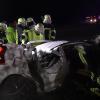 Ein junger Mann kam am Dienstagabend zwischen Haßfurt und Ebern mit seinem Auto von der Straße ab und prallte gegen einen Baum. Der 20-Jährige starb noch an der Unfallstelle.