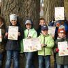 Die Forscher-Kids mit Michael Langenhorst (links) und Dr. Daniela Langenhorst (rechts).