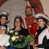 Perrie I. und Melanie I. sind das neue Retzbacher Prinzenpaar. Mit ihnen freuen sich die drei Töchter und Gardetänzerinnen Hannah, Celina und Alyssa auf die närrische Zeit.