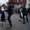 Die Kirchweih in Ginolfs wurde in diesem Jahr wieder in der Dorfmitte gefeiert – weil es da einfach schöner ist.