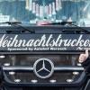 Berthold Weidner (rechts) wird sich mit seinem Lkw am zweiten Weihnachtsfeiertag auf den Weg nach Südosteuropa machen.