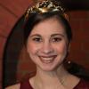 (th) Am Wochenende nahm die 17. Stettener Weinprinzessin Sophia Kron Abschied von ihrem Amt. Jedoch will sie vorerst nicht auf die Weinkrone verzichten. Vielmehr gab sie bei der Krönungsfeier in der Stettener Mehrzweckhalle bekannt, dass sie sich um die Krone der Fränkischen Weinkönigin 2018 beworben hat. Sie wäre bei einer erfolgreichen Wahl im nächsten Frühjahr nach Silvia Gaul die zweite Weinkönigin aus dem Werntal-Weinort.