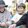 Sommerhausen wurde beim Luther-Spektakel zum Konfirmandentag in die Reformationszeit zurückversetzt. Anlass für das Großprojekt mit dem Titel „Reformation ins Spiel gebracht“ war das Lutherjahr 2017. In historischen Kostümen beteiligten sich auch viele Sommerhäuser an dem Tag. Sommerhausen wurde beim Luther-Spektakel zum Konfirmandentag in die Reformationszeit zurückversetzt. Anlass für das Großprojekt mit dem Titel „Reformation ins Spiel gebracht“ war das Lutherjahr 2017. In historischen Kostümen beteiligten sich auch viele Sommerhäuser an dem Tag.