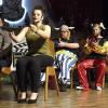 Asterix (Daniel Neuhöfer) und Obelix (Manuel Zoller) stellten sich beim Trappschter Musical-Casting den Tests der Prüfer Eva Werner und Daniel Sauer.