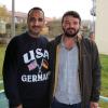 Alissa Abdullah (rechts) kam über ein Praktikum zu seiner Ausbildung als Maler und Verputzer in Würzburg. Sein Bekannter Khaled Al Okla arbeitet in Ochsenfurt und würde gern eine Lehre als Konditor machen. Alissa Abdullah (rechts) kam über ein Praktikum zu seiner Ausbildung als Maler und Verputzer in Würzburg. Sein Bekannter Khaled Al Okla arbeitet in Ochsenfurt und würde gern eine Lehre als Konditor machen.