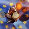 Die Euro-Finanzminister haben am Montag über drängende Reformen im Banken- und Wirtschaftssektor beraten. Die Minister des gemeinsamen Währungsgebiets wollen damit das Treffen der Staats- und Regierungschefs Ende des Monates vorbereiten.Uli Deck, dpa