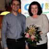 Große Freude herrschte in Ebelsbach über die Ernennung von Dorothee Bär zur Staatsministerin für Digitales. Vorsitzender Roland Metzner überreichte einen Blumenstrauß.