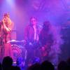 „Hollywood Rose” um Sänger Alex Scarzzy Crane und Lead-Gitarrist Fészek ließen kaum einen Unterschied zum Original erkennen.