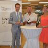 Im Bild von links: Landrat Florian Töpper, Winzer Thomas Kraiß vom Winzermännle in Handthal und die Fränkische Weinkönigin 2017/2018 Silena Werner bei der Präsentation der ersten beiden Landkreisweine im Juli 2017 im Steigerwald-Zentrum in Handthal. (Auf dem Bild fehlt das Weingut Geßner aus Garstadt).