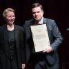 Die Würzburger Ballettdirektorin Anna Vita erhielt am Dienstag im Mainfranken Theater den Rotary Kulturpreis 2018. Niko Natzschka, Präsident des Rotary Club Würzburg, überreichte ihr den Preis. Die Würzburger Ballettdirektorin Anna Vita erhielt am Dienstag im Mainfranken Theater den Rotary Kulturpreis 2018. Niko Natzschka, Präsident des Rotary Club Würzburg, überreichte ihr den Preis.
