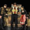 Das Wirtshaus im Spessart als Puppentheater auf der Meininger Bühne. Mit Roland Klappstein, Falk P. Ulke und Maria Adriana Albu.