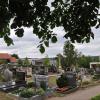 Die Friedhofsgebühren in Hofheim und den Stadtteilen steigen deutlich. Im Bild der Hofheimer Friedhof.