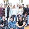 Die Klassen 1BKFHT und 1BKFHW haben ihren Abschluss geschafft.