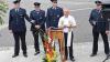 Pfarrer Stefan Mai segnete die neuen Räume der Feuerwehr Frankenwinheim. Im Bild von links: Vorsitzender Björn Vollmuth, Stefan Rudolph, Peter Sperling, Pfarrer Mai und Kommandant Arnd Bauer.