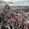 Tausende Menschen waren am Samstag in Terminal 2 des Münchner Flughafens gestrandet.