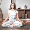 Yoga und Laufen ergänzen sind prima, sagt die Würzburger Yogalehrerin Eva Taylor.