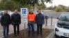 Über die neue E-Tankstelle in Sand freuen sich (von links) Matthias Zink, Geschäftsleiter der Gemeinde Sand, Zweiter Bürgermeister Gerhard Zösch, Norbert Böhm vom Bauamt sowie Andreas Ebert von der Überlandzentrale Lülsfeld.