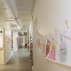Lüftungsrohre führen durch alle Flure bis in die Zimmer des Kindergartens in Modulbauweise. Lüftungsrohre führen durch alle Flure bis in die Zimmer des Kindergartens in Modulbauweise.