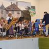 Es war ein gelungener Konzertabend des Musikvereins in der Urspringer Schlossparkhalle. Dafür sorgte auch das Stück "Spaßvogel" mit  Solistin Martina Wiesner und ihrem Baritonsaxophon.