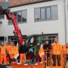 Die Mannschaft des Bauhofs mit dem neuen Teleskop-Radlader.