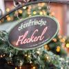 Fleckerl? Auf dem Würzburger Weihnachtsmarkt kommt nicht alles in astreinem Fränkisch daher. 