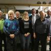 Freude bei den Ausstellungssiegern der Brieftauben-Reisevereinigung Mellrichstadt (von links): die Schlaggemeinschaft Oswald Schlott/Willi Schnupp siegte in der Meisterklasse mit 372,75 Punkten und ebenso bei den Standard Männchen, Karl-Georg Schmitt hatte bei den Jungtauben mit 372,25 Punkten die Nase vorn und Jessica Katzmann bei Standard Weibchen. Mit im Bild (von rechts) RV-Vorsitzender Arthur Schöppner, Vorstandsmitglied Ferdinand Sauer und Zweiter Bürgermeister Thomas Dietz.